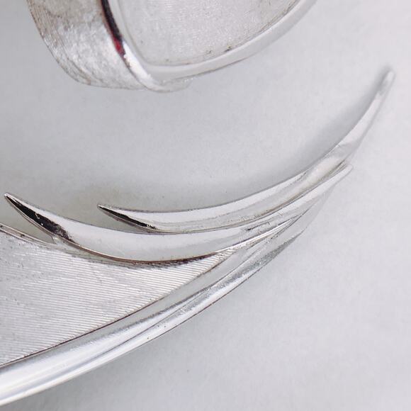 VTG Signed Trifari Coro BSK Silver Tone Brooch Lot Mid Century Rhinestone PinSet - Picture 13 of 16